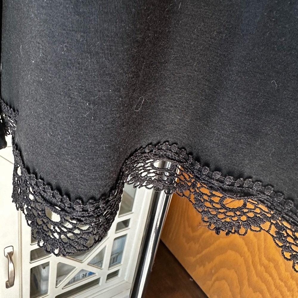 Women’s Black V Neck Top - Picture 4 of 5